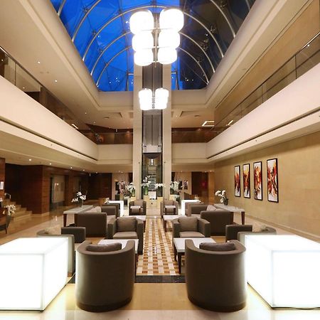 Hotel Ramada Plaza By Wyndham Beirut Raouche Extérieur photo