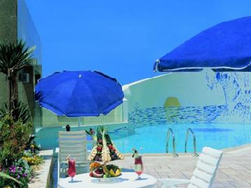 Hotel Ramada Plaza By Wyndham Beirut Raouche Extérieur photo