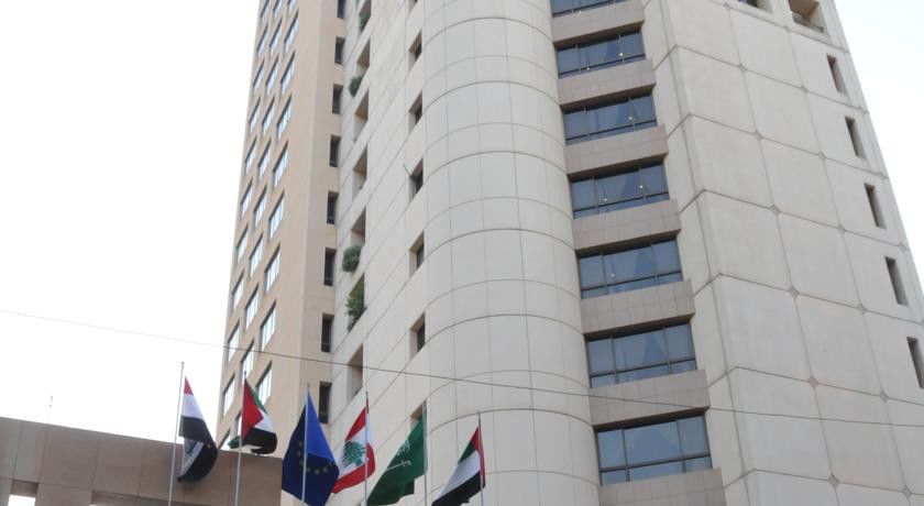 Hotel Ramada Plaza By Wyndham Beirut Raouche Extérieur photo